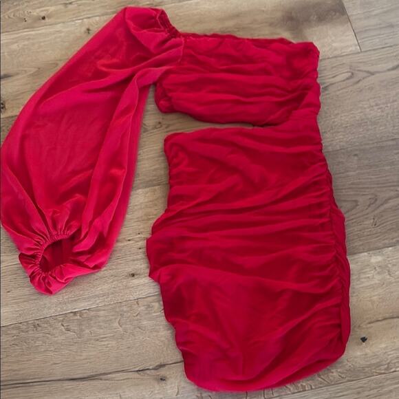 Hello Molly Dresses & Skirts - Hello Molly EUC Red Ruched Bodycon Dress size 6
